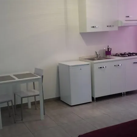 Vacanze Iris בית נופש אוג'אנו לה קייזה