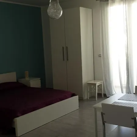 Vacanze Iris בית נופש